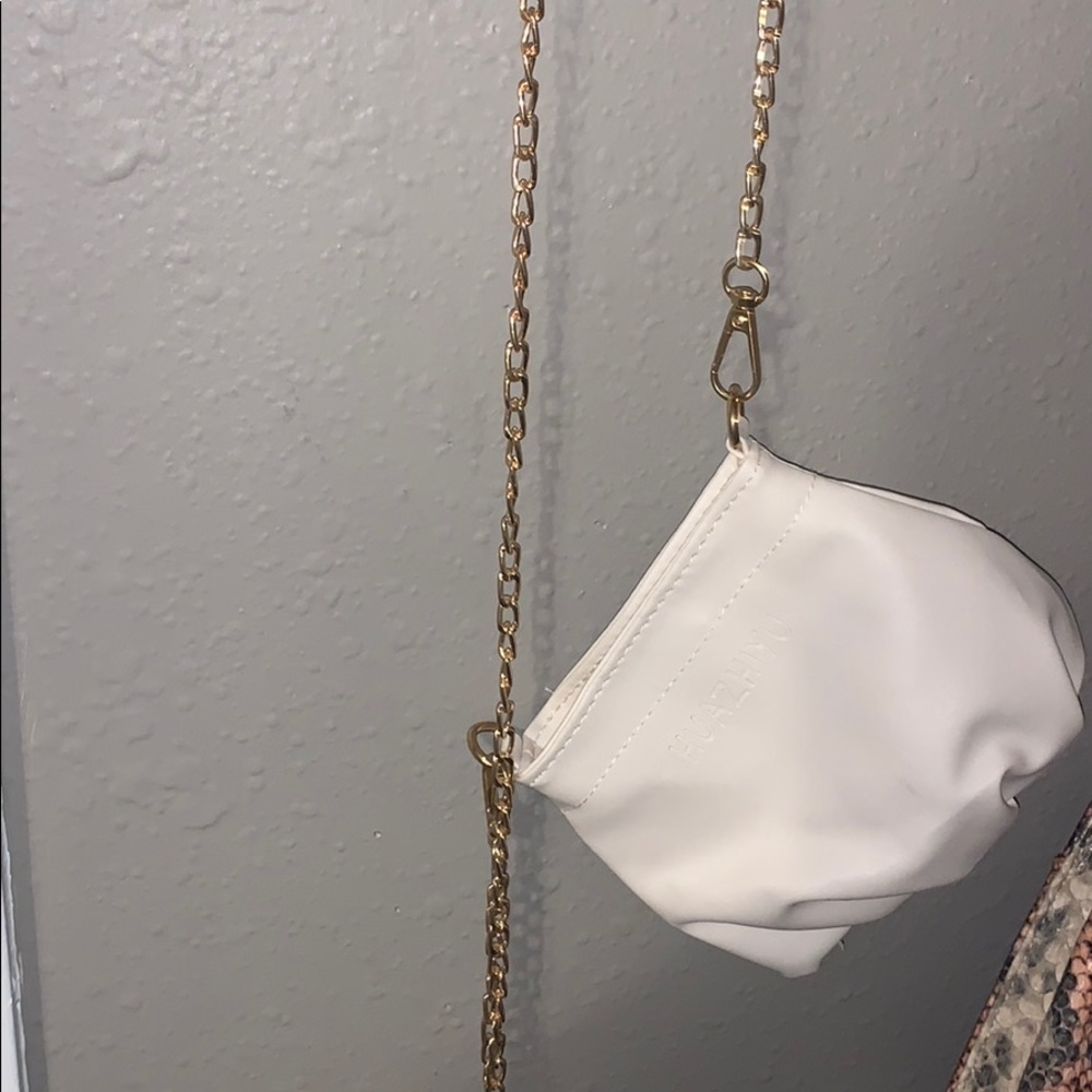 Cute purse with free headphones